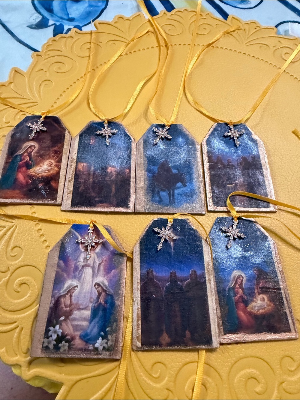 Nativity Gift Tag with Sparkling Cross Charm and Gold Ribbon